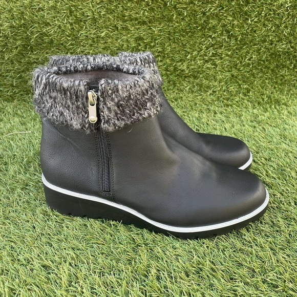 Adrienne Vittadini Sport Womens Trapeza Black Ankle Boots Faux Fur Trim Size 9M - Picture 1 of 10